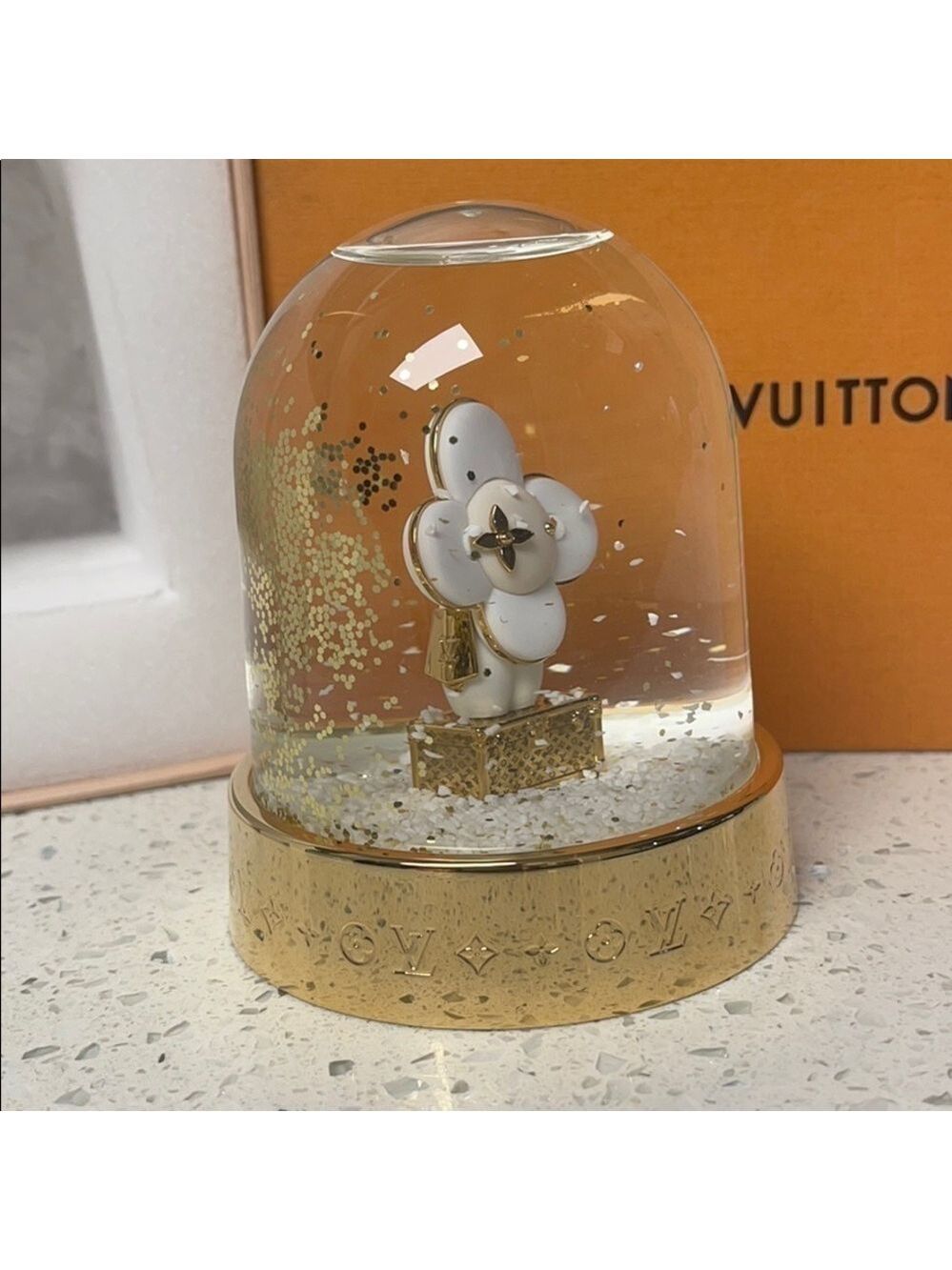 LOUIS VUITTON VIVIENNE SNOWBALL SNOW GLOBE GI0307 HOLIDAY COLLECTOR BOX - Picture 9 of 13